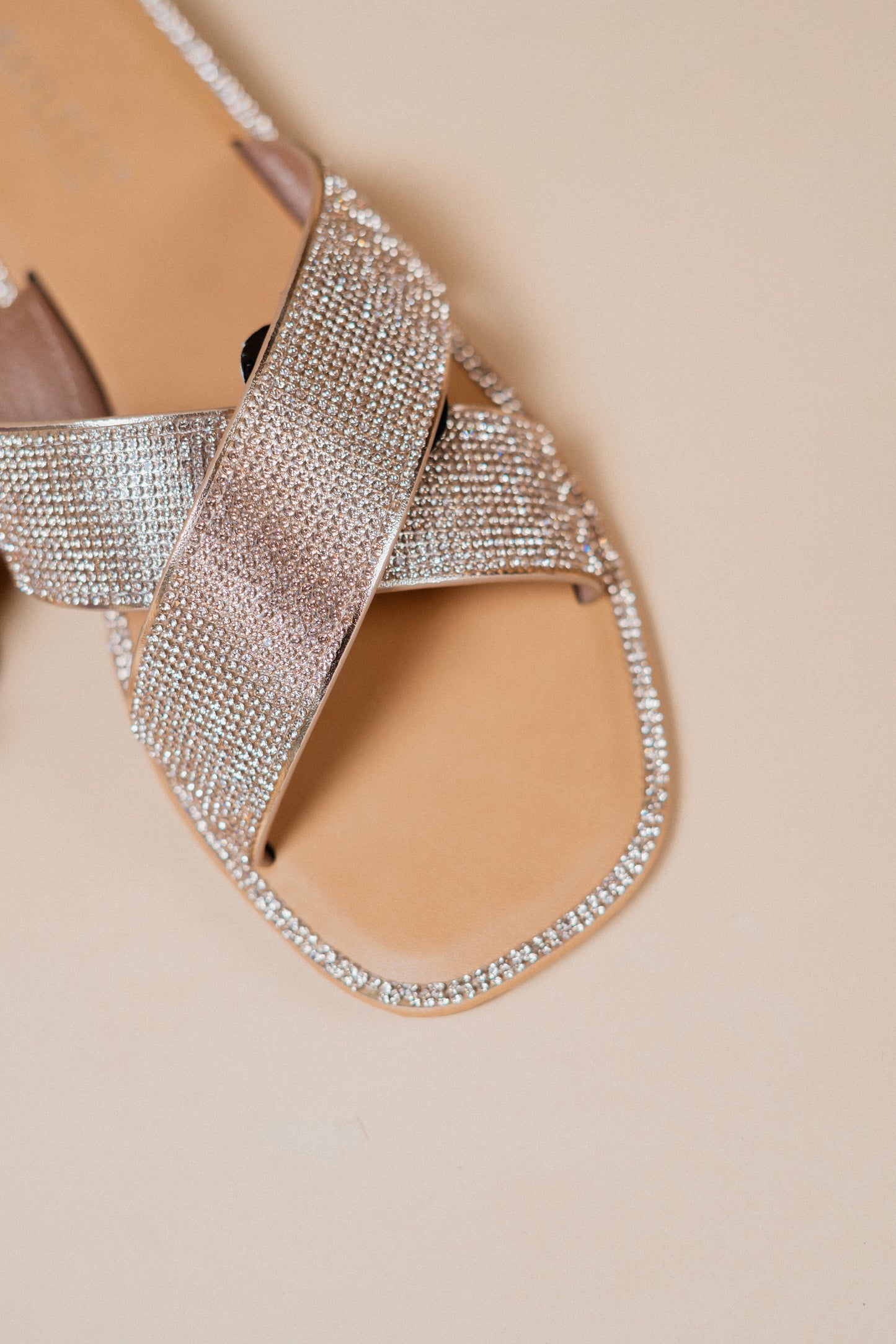 SANDALIA CON PIEDRAS - WFMIA-43