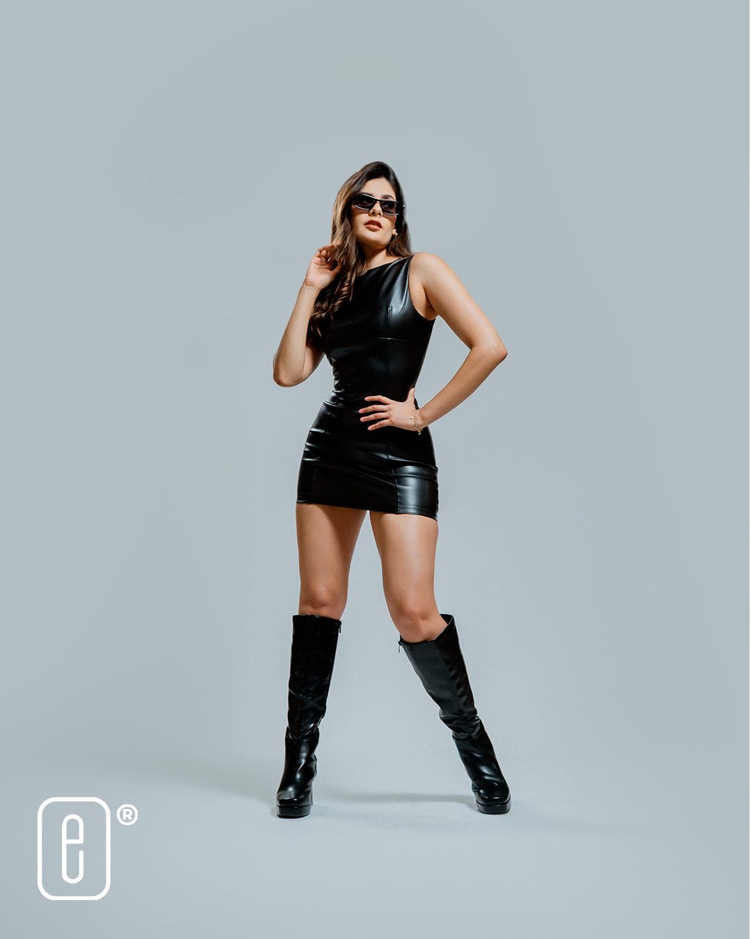 VESTIDO DE VINIL - V2752